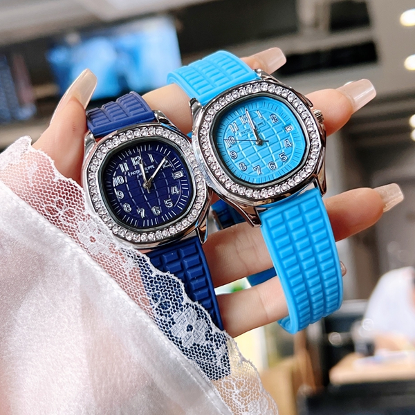 ブランド時計側面デザイン